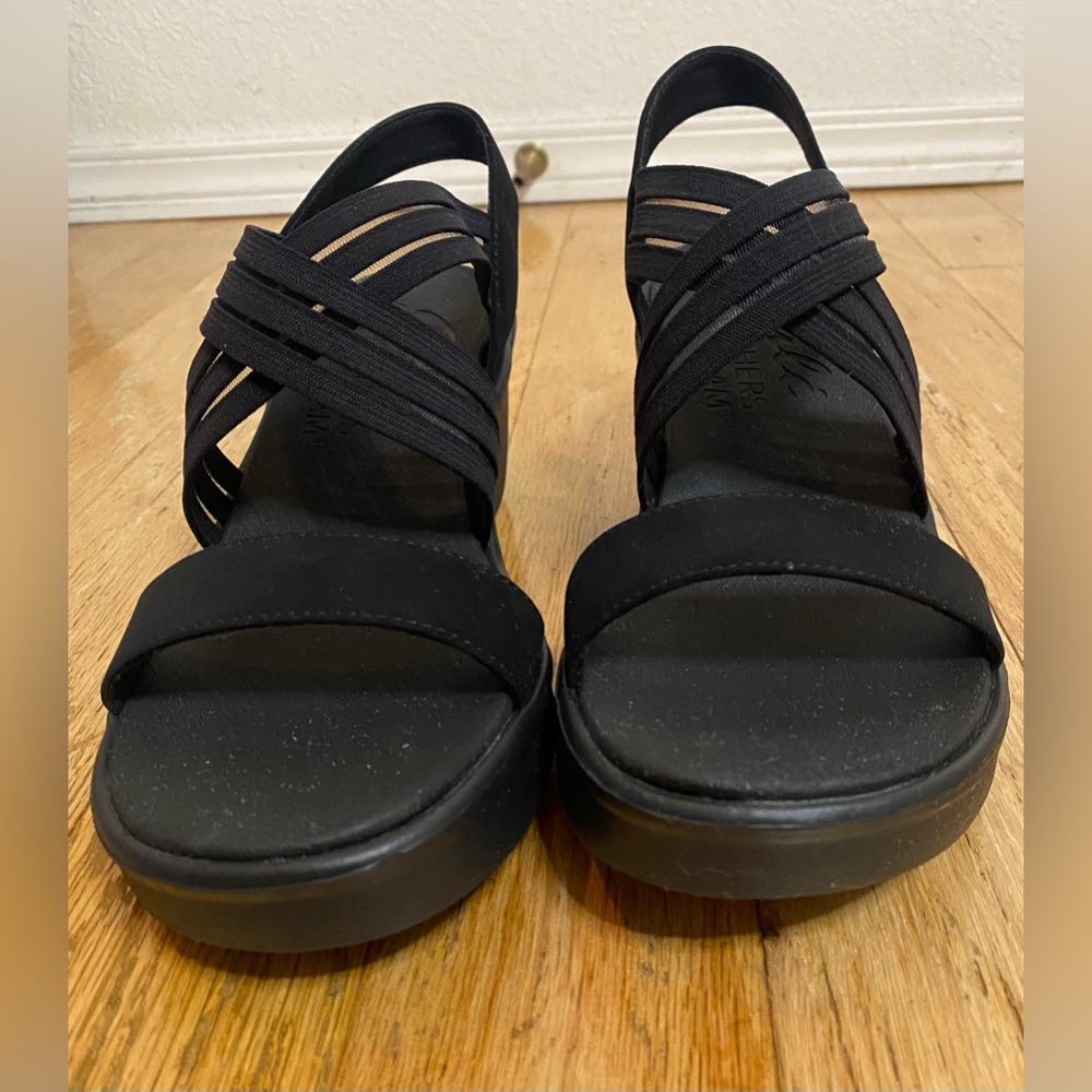 NWOT Skechers Black Wedge Sandals Size 9 - Picture 2 of 7